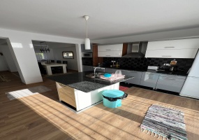 Visoko, Bosnia and Herzegovina, 2 Bedrooms Bedrooms, 4 Rooms Rooms,3 BathroomsBathrooms,Villa,For sale,0,1056