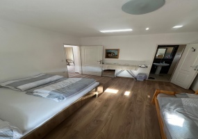 Visoko, Bosnia and Herzegovina, 2 Bedrooms Bedrooms, 4 Rooms Rooms,3 BathroomsBathrooms,Villa,For sale,0,1056